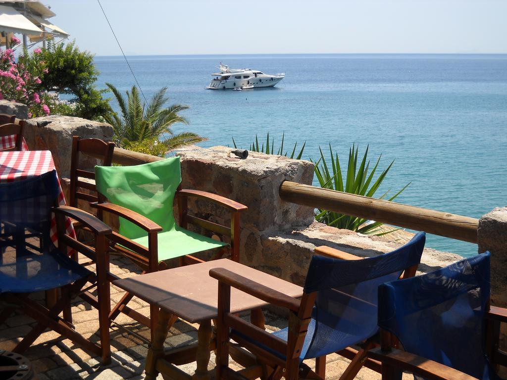 Argo Hotel Aegina Kültér fotó