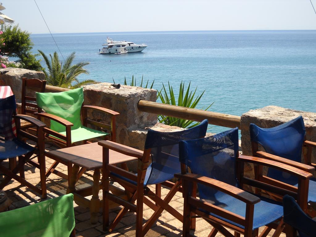 Argo Hotel Aegina Kültér fotó