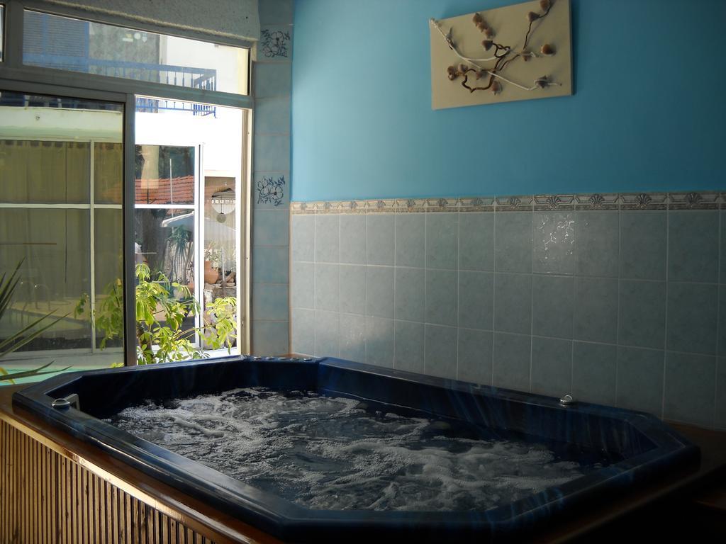 Argo Hotel Aegina Kültér fotó