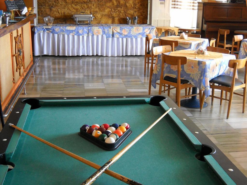 Argo Hotel Aegina Kültér fotó